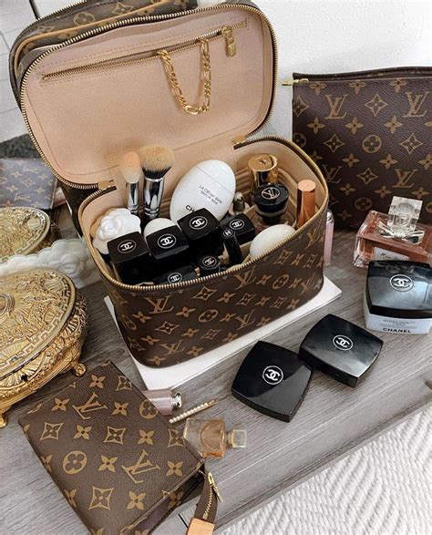 louis vuitton smink|Louis Vuitton designer purses.